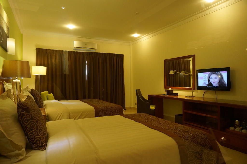 Serendipity Beach Resort Sihanoukville Exterior foto