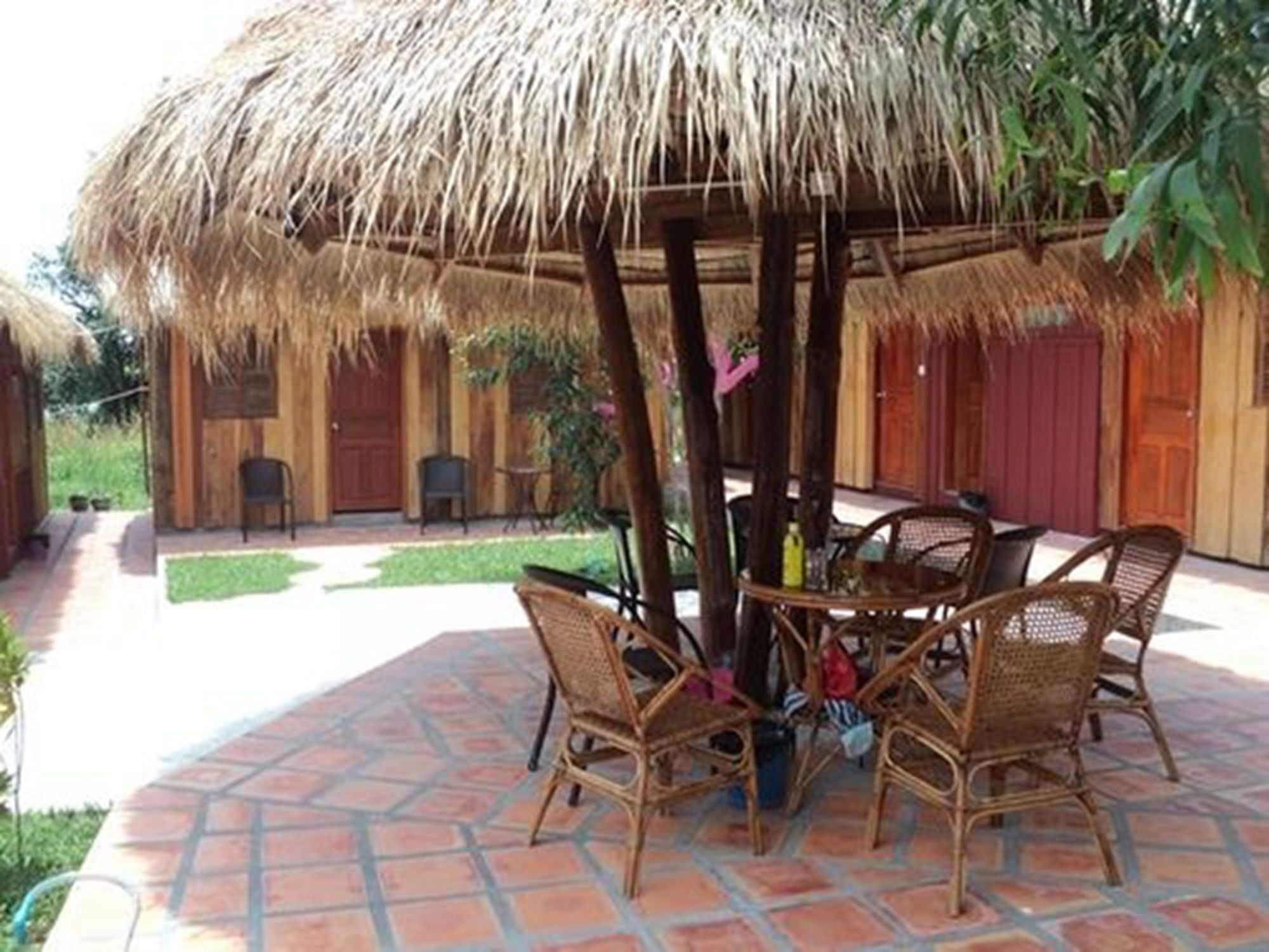 Serendipity Beach Resort Sihanoukville Exterior foto